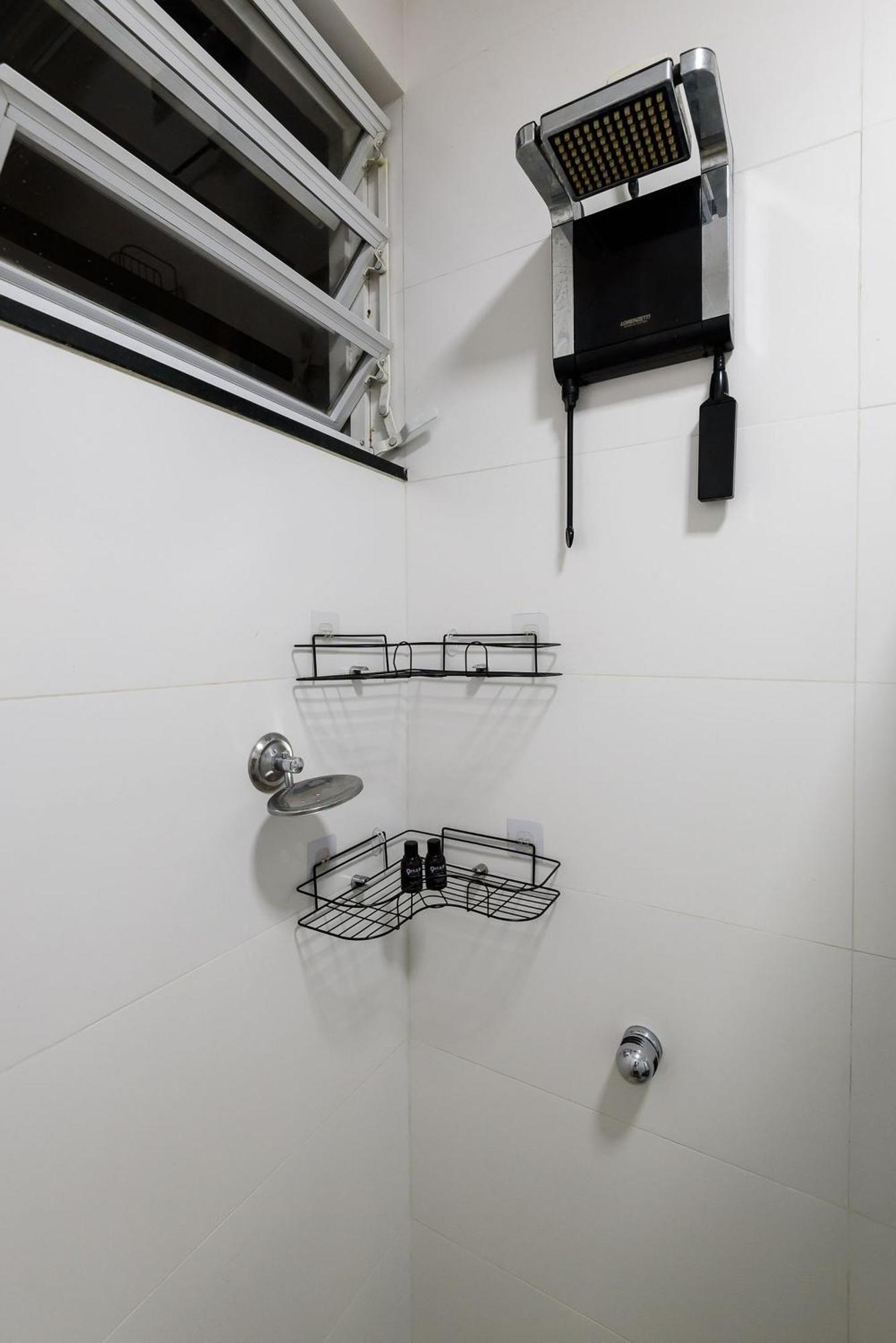 Apartamento Reformado A 200m Da | Nsc 1085/306
