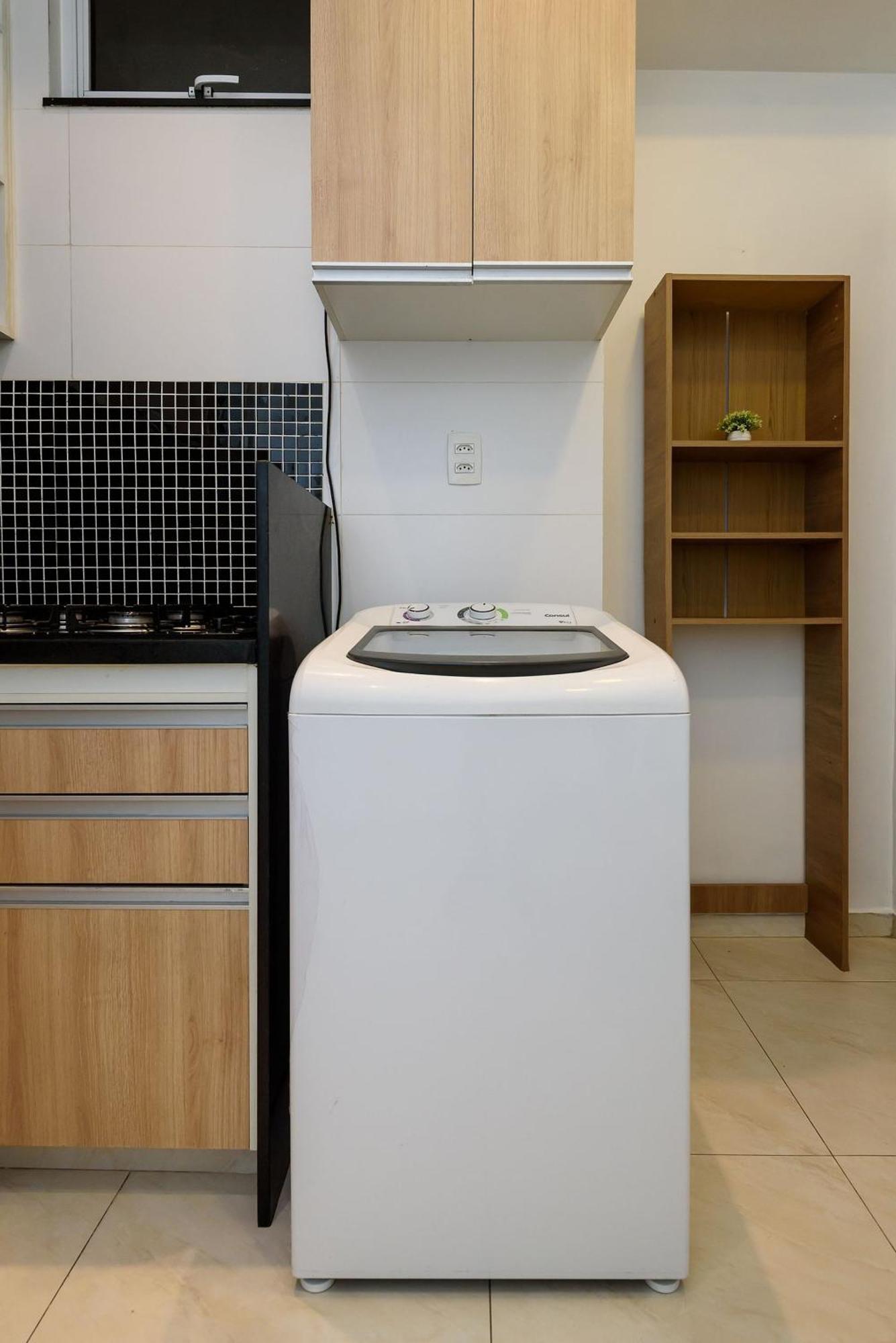 Apartamento Reformado A 200m Da | Nsc 1085/306 *